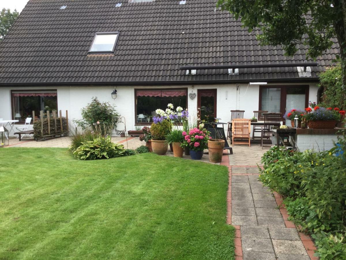 Haus Utspann Leck Bagian luar foto